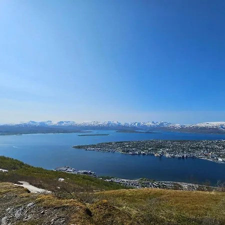 Casa Borealis A Specious New With A Spectacular View Apartamento Tromsø