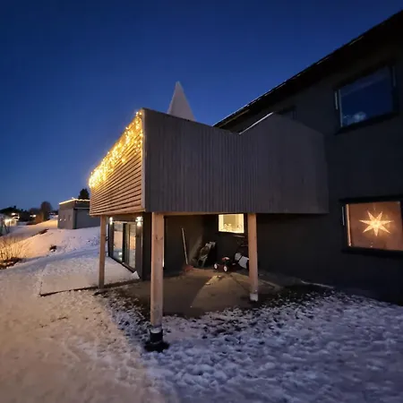 Casa Borealis A Specious New With A Spectacular View *
